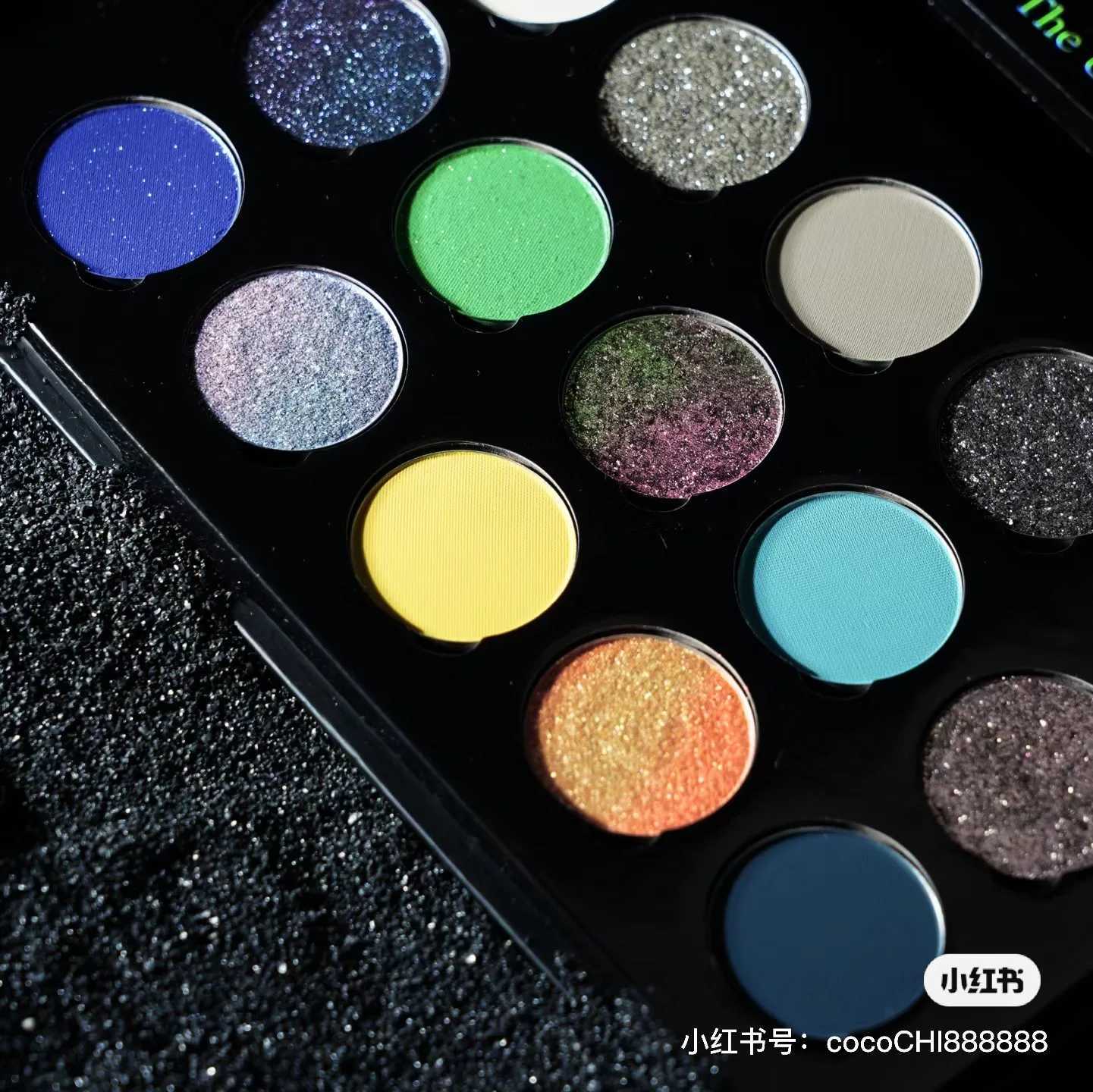 The U Cosmetic Cosmic Eye 15 Color Eyeshadow tray Matte Shimmer Chameleon Eyeshadow MakeupCL240812