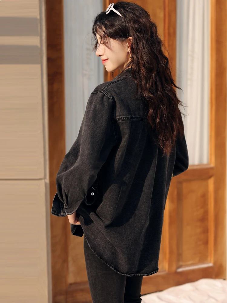 Black Thin Vintage Denim Shirts For Women 2024 Spring Streetwear Retro Long Sleeve Loose Jeans Tops Lady 240812