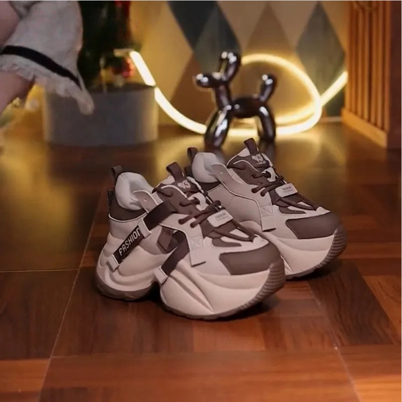 Ddmysports PARK DANCE Round Toe Dad For Women European Sports With Thick Soles And Increased Height Inside Casual Shoes Outdoor Shoes
