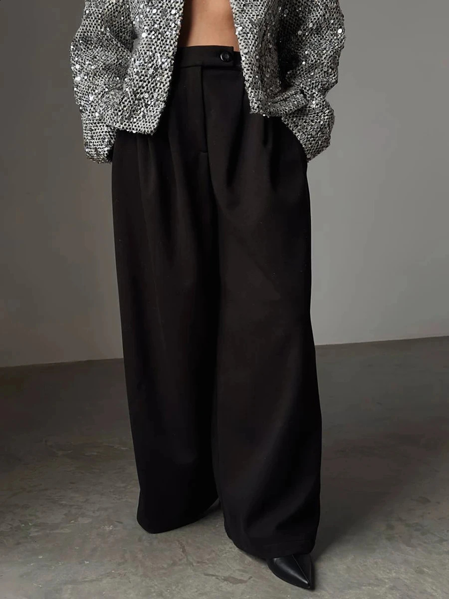 Fashion Silver Sequin Embellishment Round necked Thick Tweed Suit Coat Autumn Fashion Womens Long sleeved Casual Jacket 240812