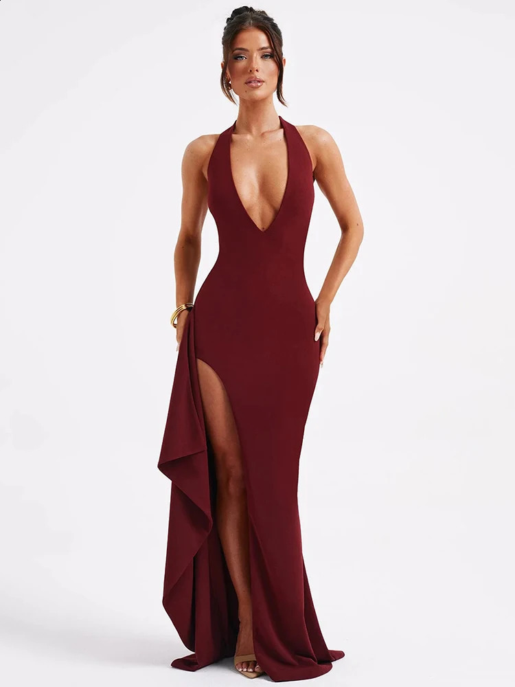 Mozision Deep V Neck Thigh High Split Maxi Dress Women Halter Sleeveless Backless Bodycon Club Party Sexy Long Dress 240812