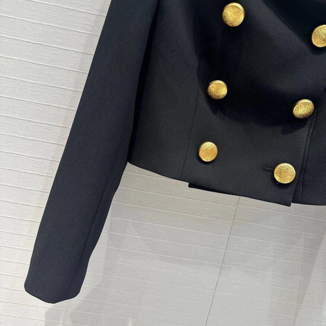 autumn fashion gold button short n jacket womens Oneck long sleeved elegant and chic slim fit 240808