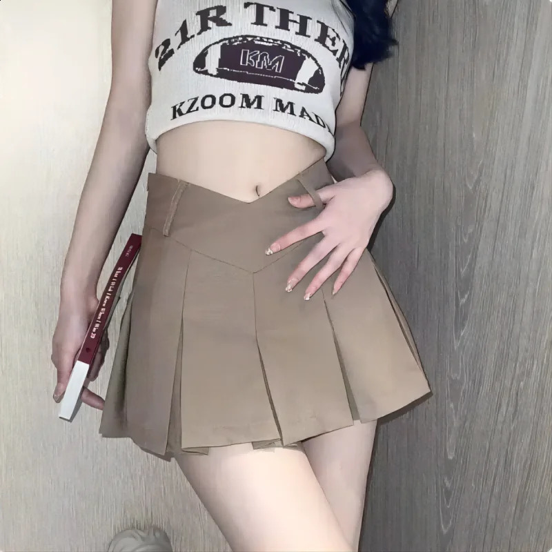 2024 Summer Women Slim Solid Color Pleated Short Skirt College Style Pure Want To Highwaisted Skinnyproof A line Clothing 240810