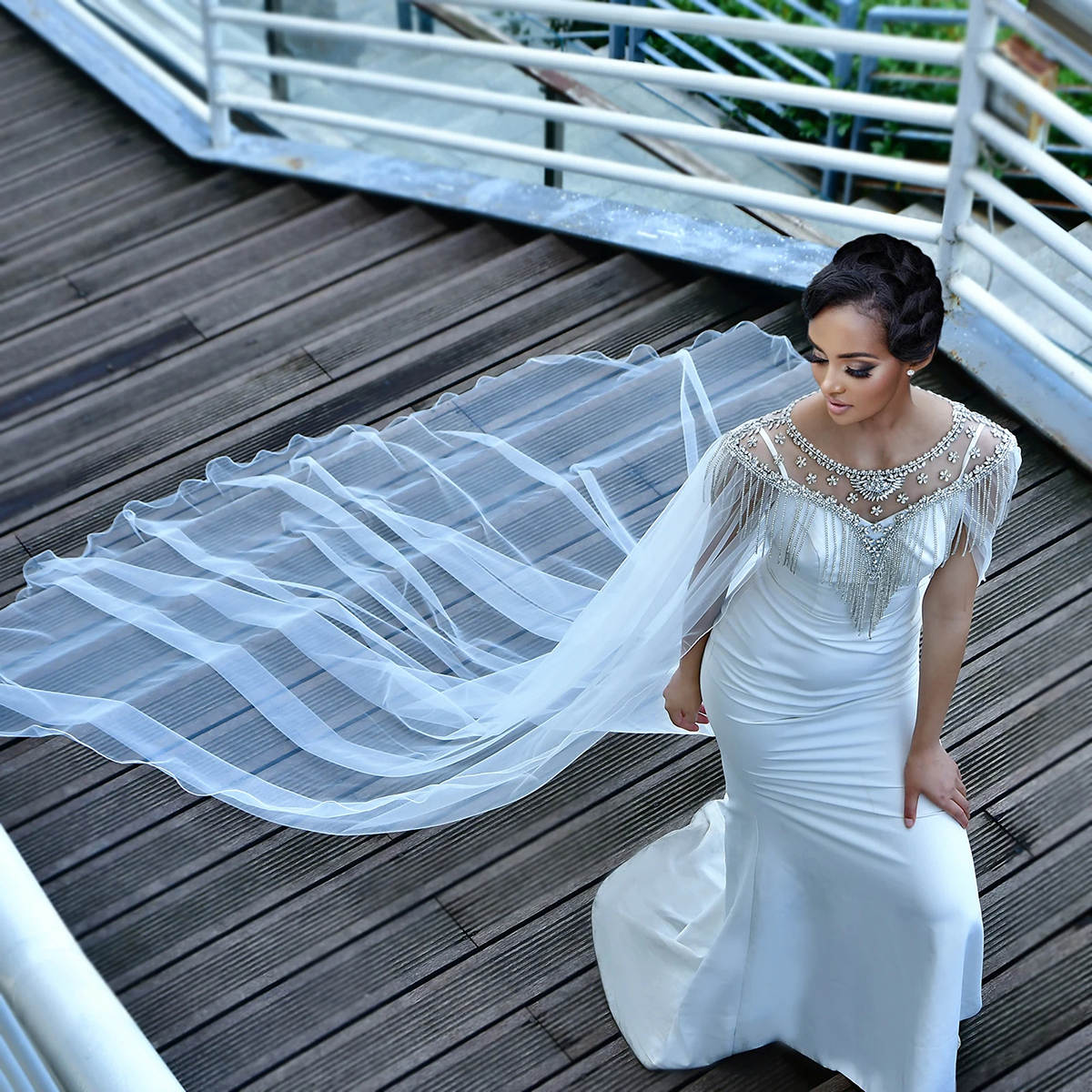 Gorgeous Long Wedding Wrap Beaded Tassel Crystal Beading Tulle Sleeveless Bride Shawl For Strapless Bridal Dress High Quality