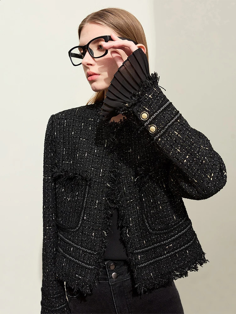 AMII Minimalism Chambray Womens Tweed Short Jackets Spring Tassel Spliced Pleated Cuffs Straight Retro Coats 12411008 240812