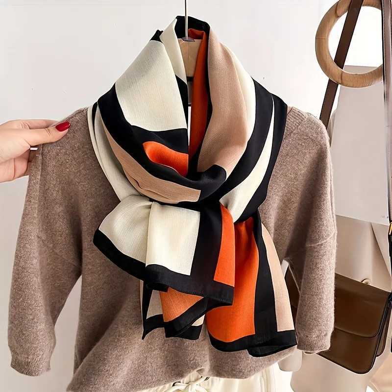 2024 New Contrast Color Scarf Thin Breathable Soft Comfortable Shawl for Spring and Summer Windproof and Sunscreen Womens Travel Scarf W240810