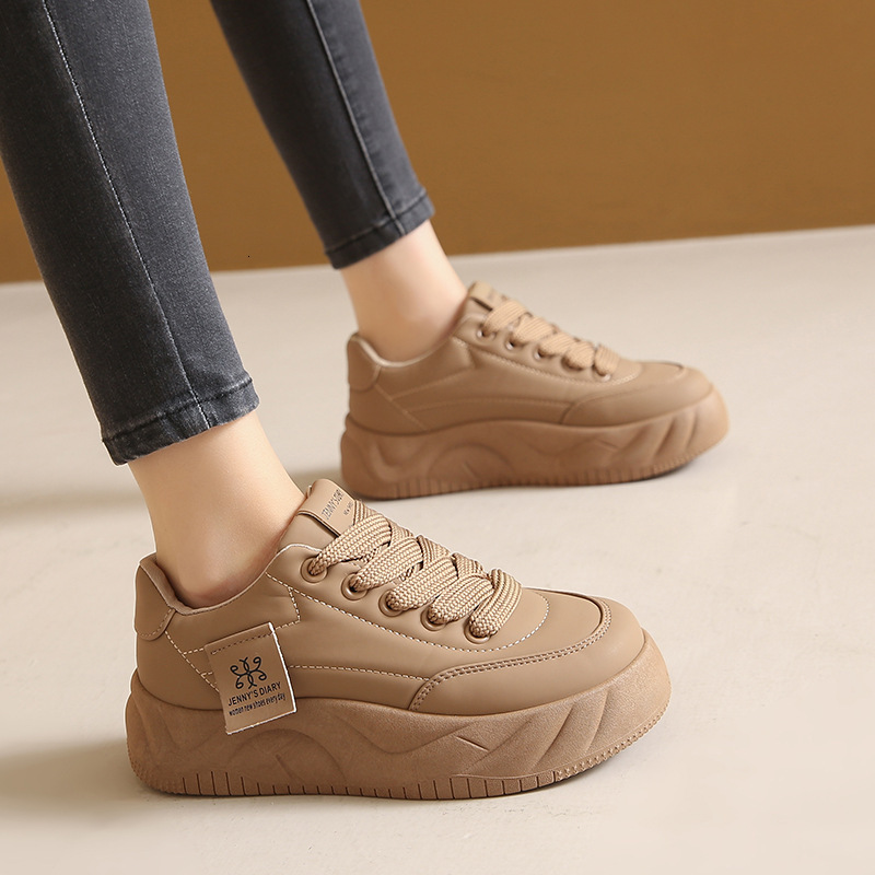 Ddmysports Spring Little White New Korean Edition Instagram Female Student Eightening Sports Board Trendy Casual Shoes Street Shoot Outdoor