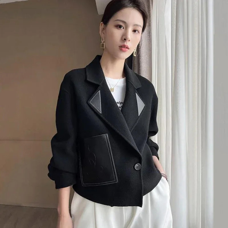 Slim Short Wool Blend Black Clothes Coats for Women Jacket Crop Tweed Blazer Woman Outerwears in Autumn Winter Trend 240812