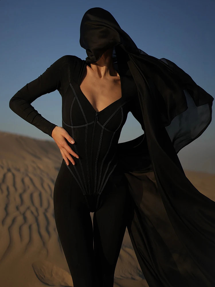 Mozision Striped Long Sleeve Skinny Jumpsuits For Women Rompers Autumn Zipper Deep V Neck Fitness Sporty Jumpsuit Fashion 240812