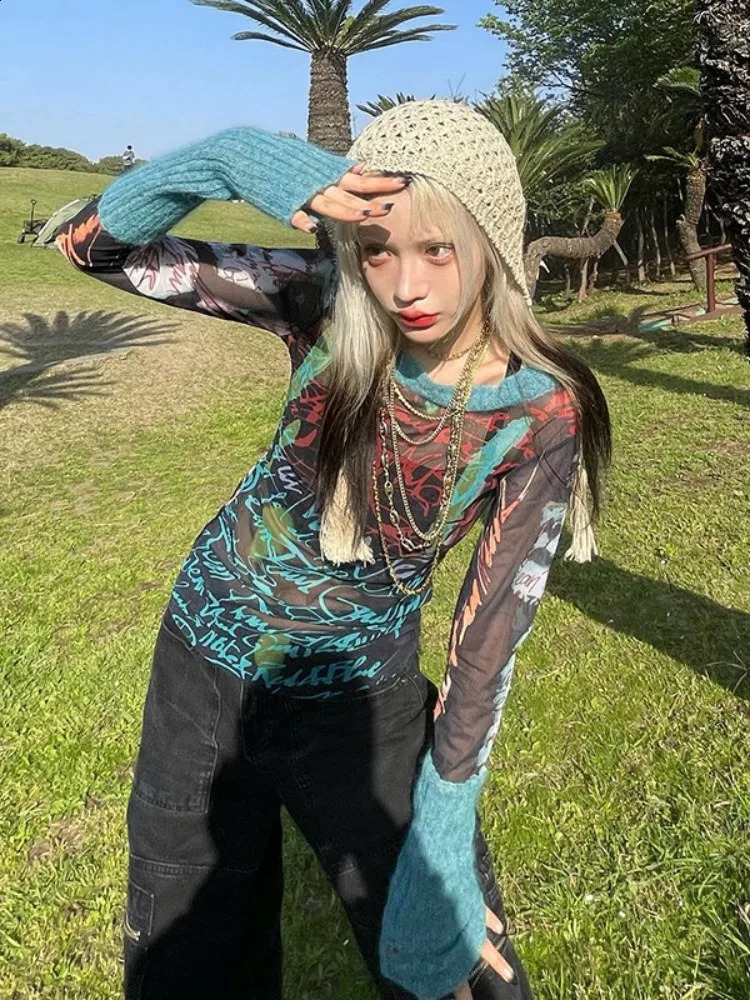 Printed Y2k accessories crop top womens long sleeved graphic T-shirt O-neck Gothic aesthetic T-shirt Pullover Ropa De Mujer240812