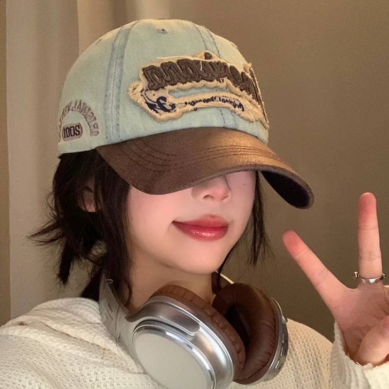 American Retro Splicing Baseball Hat Womens Display Face Spring Summer Outdoor Sunscreen Casual Fashion Stickers Mens 240812