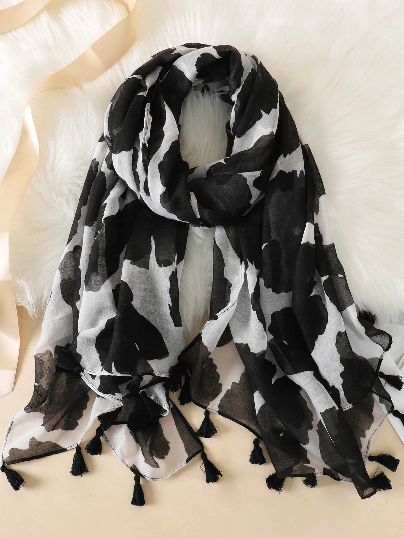 Luxury brand 2022 autumn and winter womens beach shawl cotton womens fashionable floral scarf Bandana Pashmina packaging headscarf muffler W240810