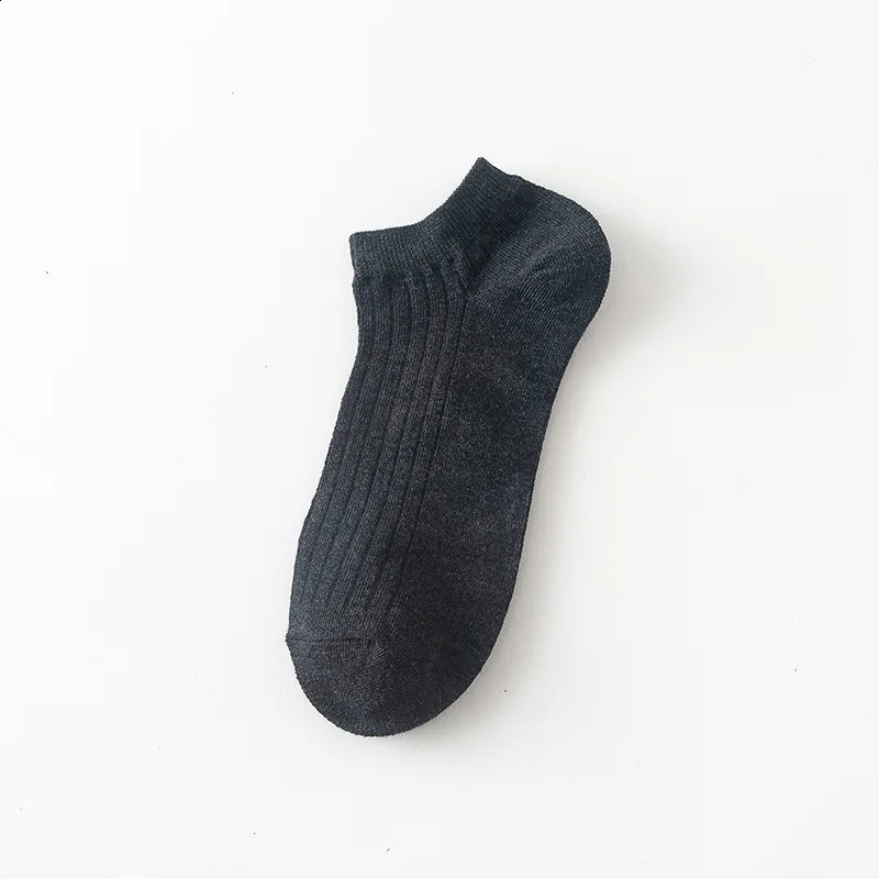 2024 Solid Color Mens SpringSummer Thin Low cut Boat Socks Breathable Short Tube Cotton Socks Invisible Socks 240812