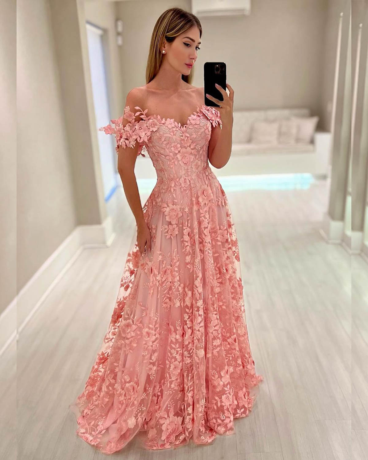 Lovely A-line Prom Dresses Floral-Appliques Off Shoulder Tulle Sweetheart Backless Lace Up Custom Made Plus Size Shining Party Evening Dress Vestido D