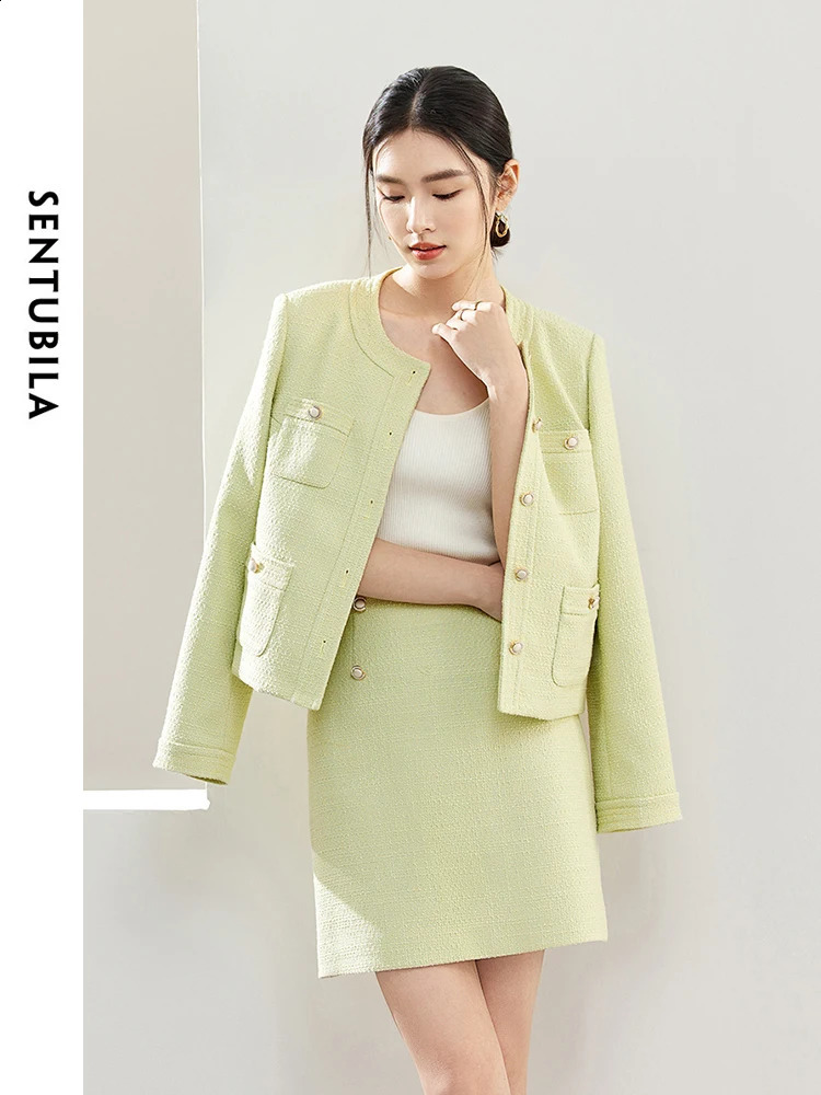 SENTUBILA Cropped Tweed Jackets for Women Spring Autumn Elegant Round Neck Female Long Sleeve Straight Outerwear 141W53349 240812