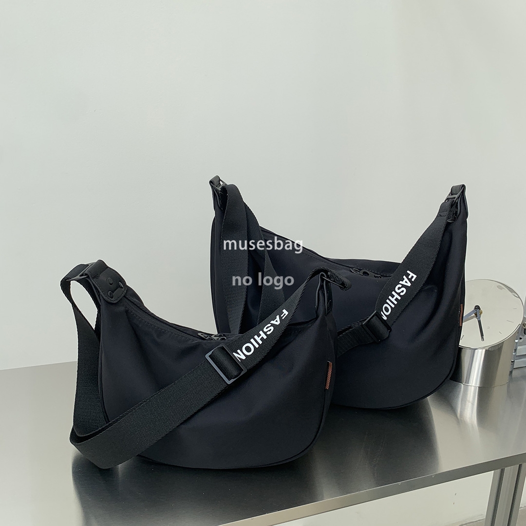 Casual bag female new autumn and winter large capacity wide shoulder strap crossbody bag nylon cloth large capacity single shoulder bag tide