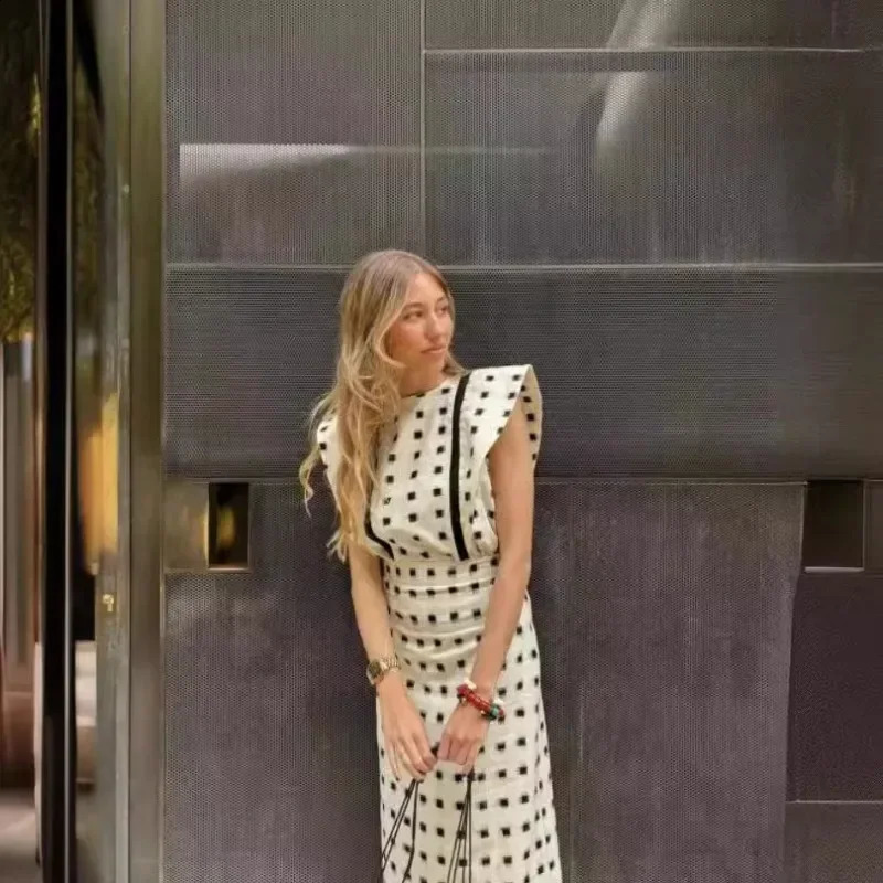 European and American Womens Fashion Dot Print Flying Sleeve Round Neck High Waist Skiing Set 240809