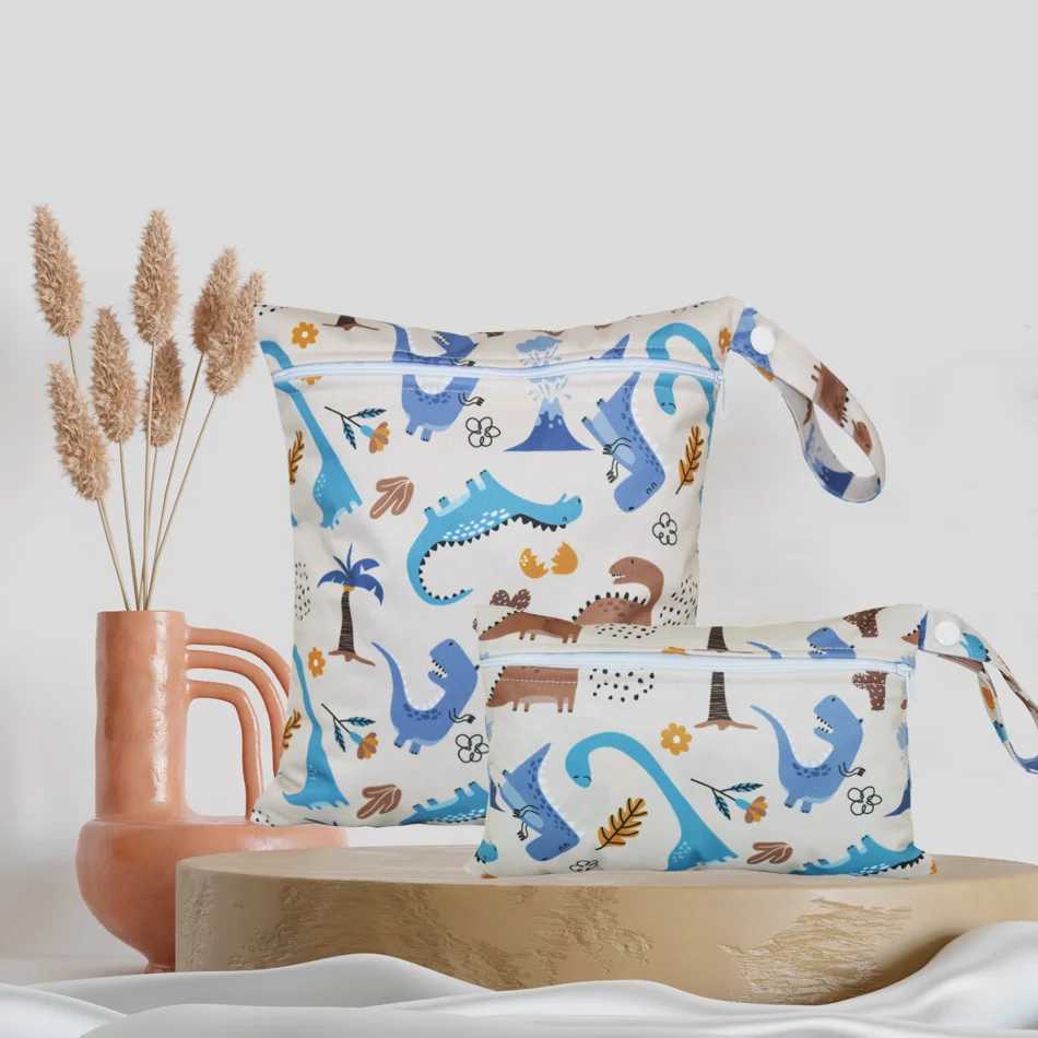 EezKoala 2-piece soft waterproof and cute mens storage bag 25 * 28cm 15 * 22.5cm environmentally friendly washable cloth diaper bag W240812