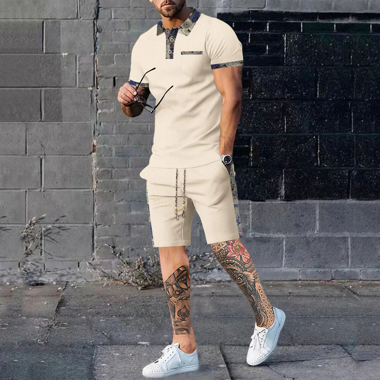 Mens latest summer two-piece pocket T-shirt top and patchwork bear shorts are selling worldwide 240812