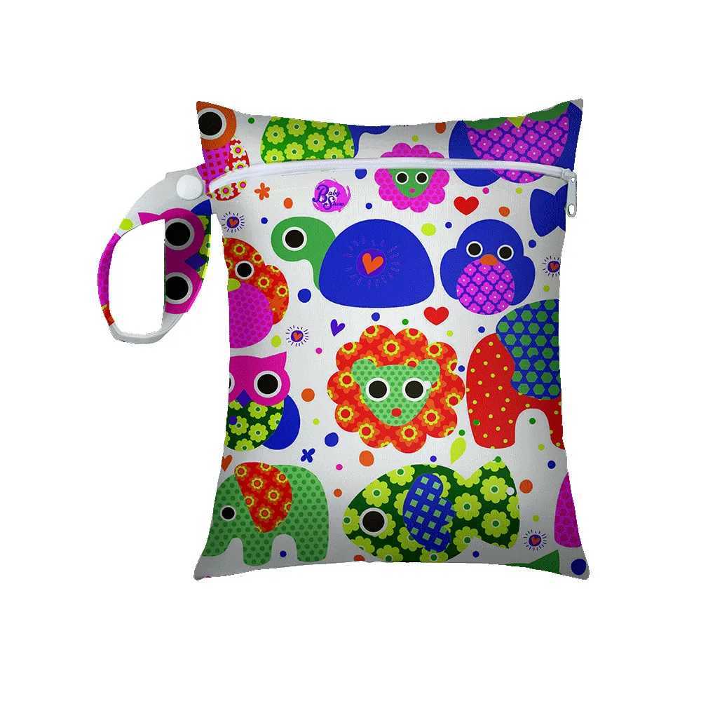 AI2 16 * 20cm waterproof baby cloth sleepwear diaper bag washable PUL printed fabric zipper wet bag W240812