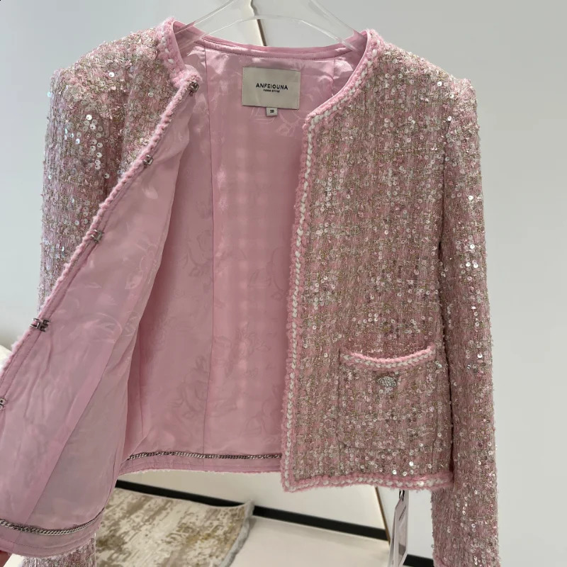 Pink Shiny French Small Fragrance Lady Coat Sequined O Neck Long Sleeve High Quality Sweet Casual Loose Chic Tweed Womens Coat 240812