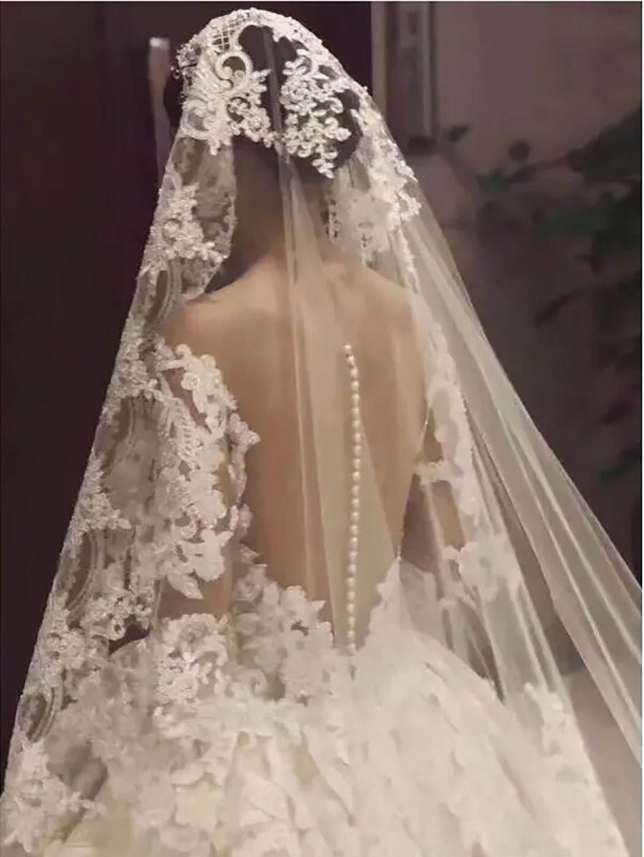Vintage Wedding Veil One Layer Long Blusher Cathedral Veils Appliques Edge With Comb Custom Made Bridal Accessories Ceremony