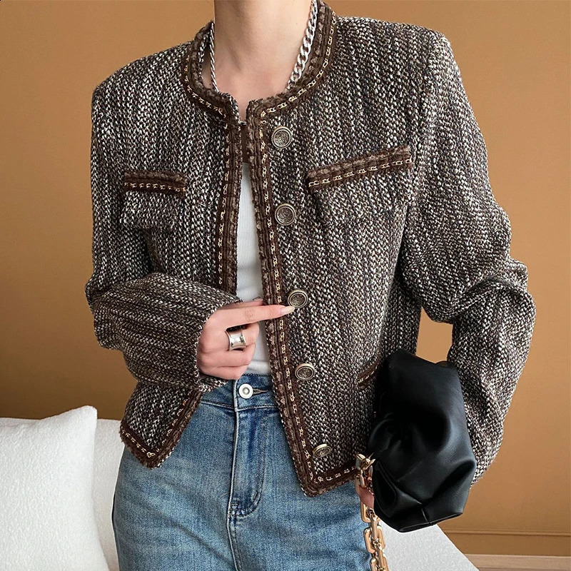 Contrast Woven Tweed Jacket Women Spring Autumn Trend Classic O-neck Single Breasted Elegant Cropped Wool Blend Coats 240812