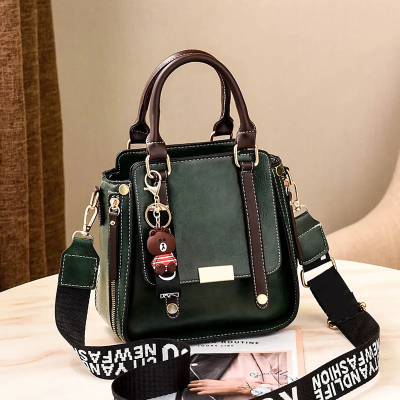 Retro Womens Handbag Korean Simple and Casual Tote Bag Temperament Ladies One Shoulder Crossbody Small square bag 240812Z