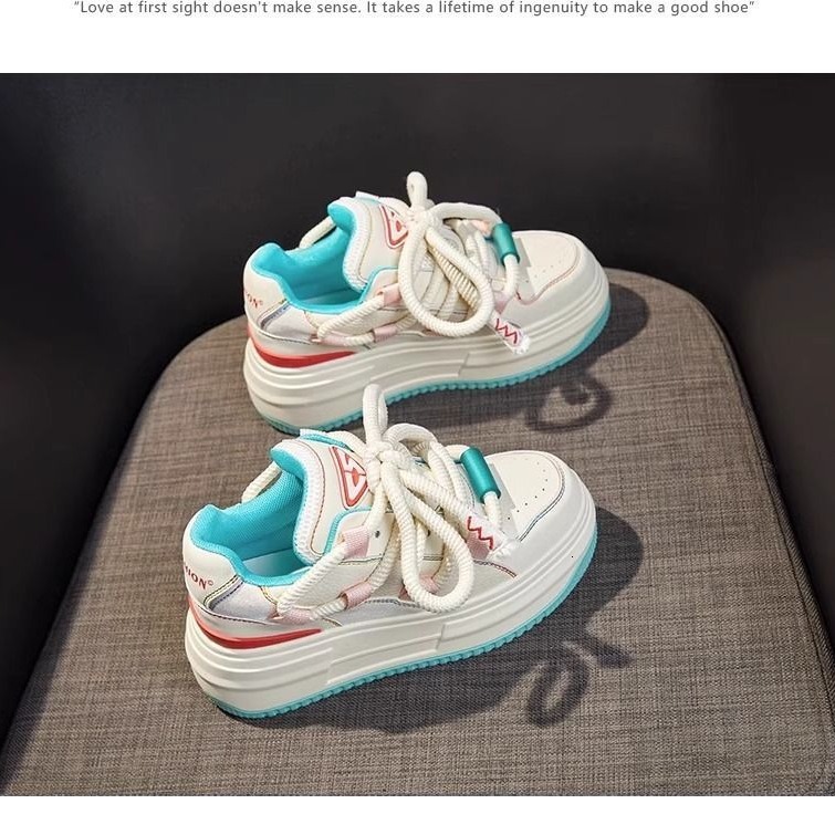 Internet Celebrity Height Increasing White For Women In Autumn New Thick Soled Sponge Cake Small Sports And Leisure Board Outdoor Shoes