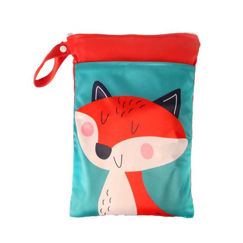Waterproof and reusable wet dry bag suitable for baby clothing diapers with two zippered pockets and handles beach swimming pool fitness bag handcart 