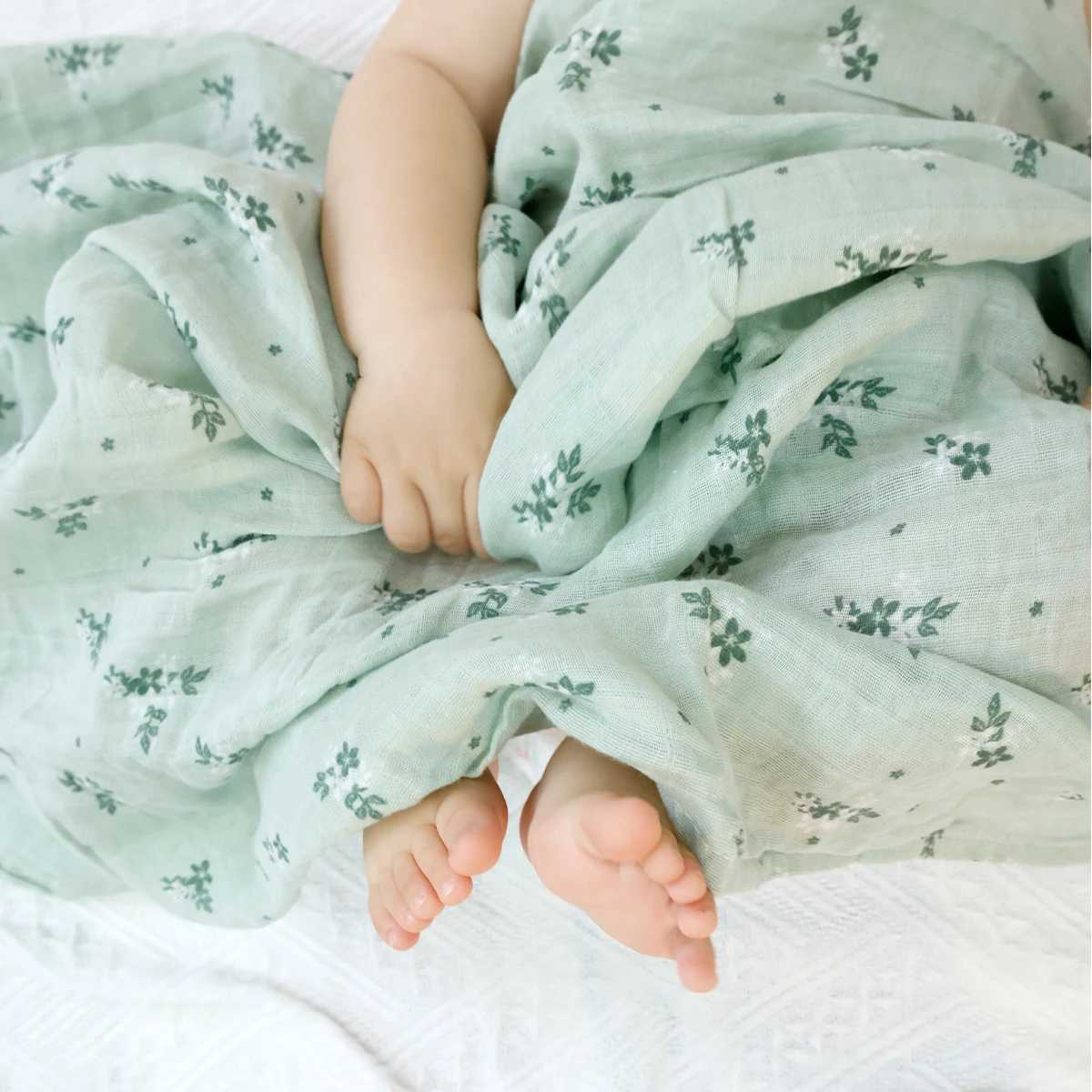 HappyFluttere Baby Fine Cotton Blanket 100% Pure Cotton Summer Soft Cute Printed Baby Blanket 120 * 110CMW240810