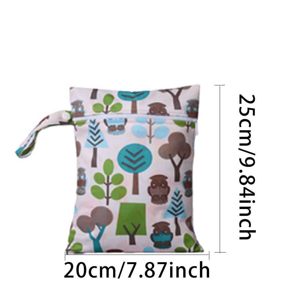 20 * 25cm soft waterproof cute mens cushion cloth bag environmentally friendly hand washing bag baby stroller portable urine bag W240812
