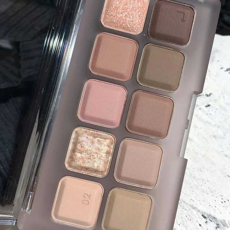 10 color keyboard eye shadow palette used for daily fashionable eye shadow makeup long lasting shiny eye shadow makeup palette cosmeticsW241212