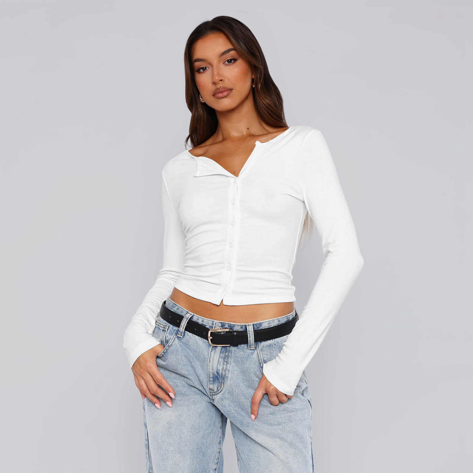 Autumn and winter solid color soft button short jacket long sleeved slim fit style top cardigan fashionable women's clothing dongdumaoyi