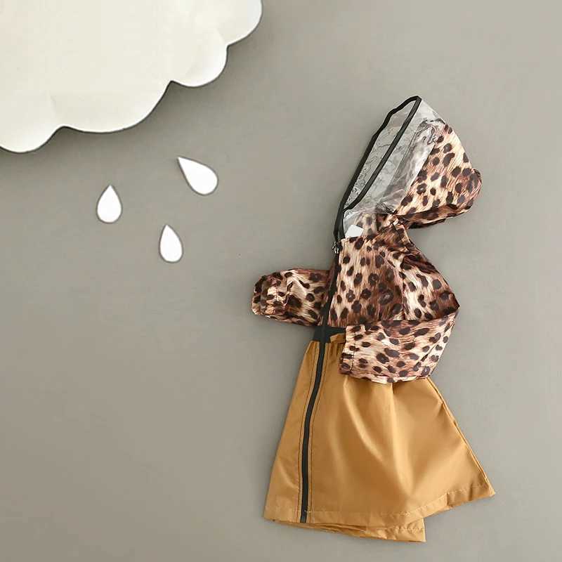 Fashion leopard print impermeable kids raincoat for children rain poncho women rainwear cape transparent brim raincoatsS2115 Y240810