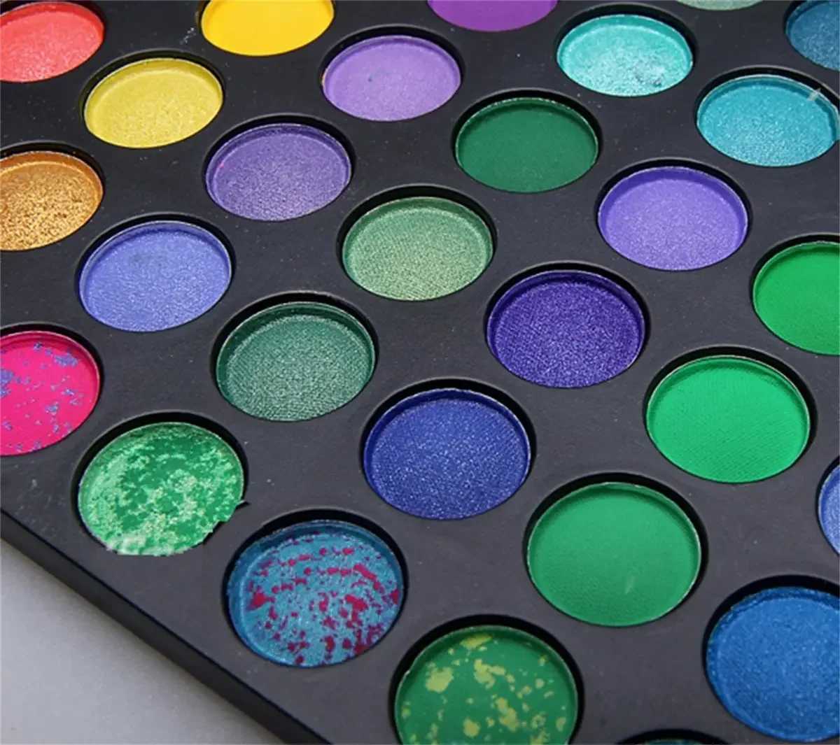Makeup set 120 color eye makeup waterproof makeup nude eye shadow palette shiny matte pigment powder pressed eye shadowW241212
