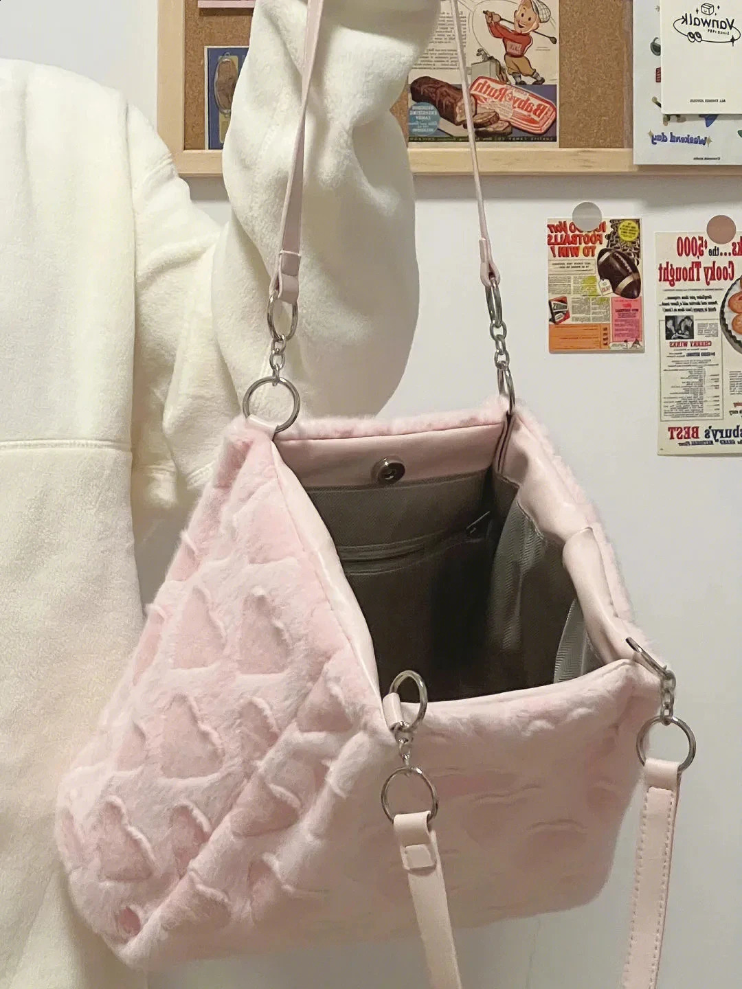 Cute Furry Womens Casual Tote Bags Love Heart Ladies Sweet Shoulder Underarm Solid Color Female Fashion Plush Handbags 240812