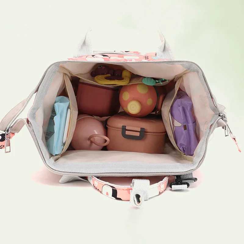 Multi functional bottle insulated backpack mommy bag diaper storage bag waterproof travel large capacity mother and baby bag W240812
