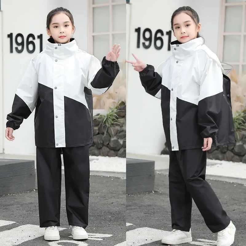 Childrens Full Body Waterproof Raincoat Elementary School Childrens Raincoat and Rainpants Set Split Style Boys and Girls Y240810