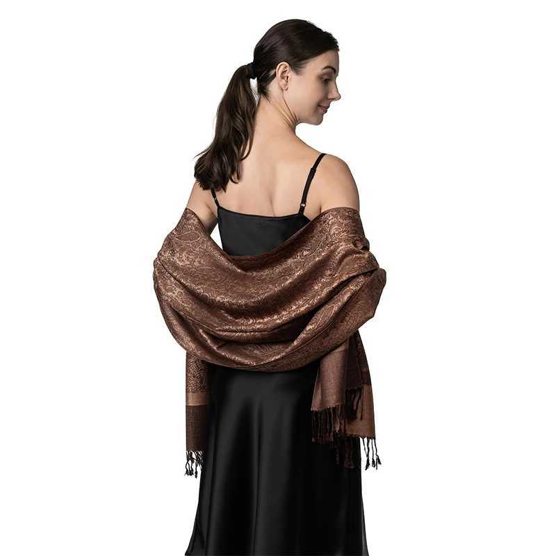2023 New Jacquard Womens Scarf Winter Long Soft Shawl Womens Printed Pattern Headband Comfortable and Warm W240810