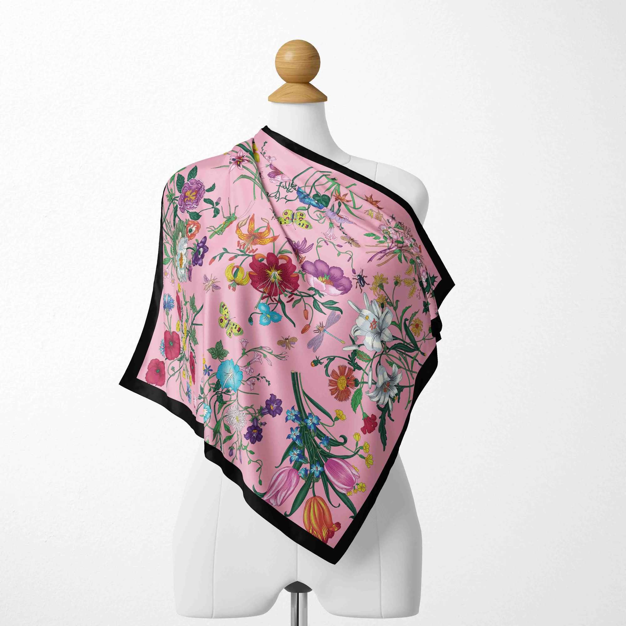 2023 Fashion Designer Printed Scarf Winter Warm Head Shawl Female Designer Wool Scarf Square Headband W240810