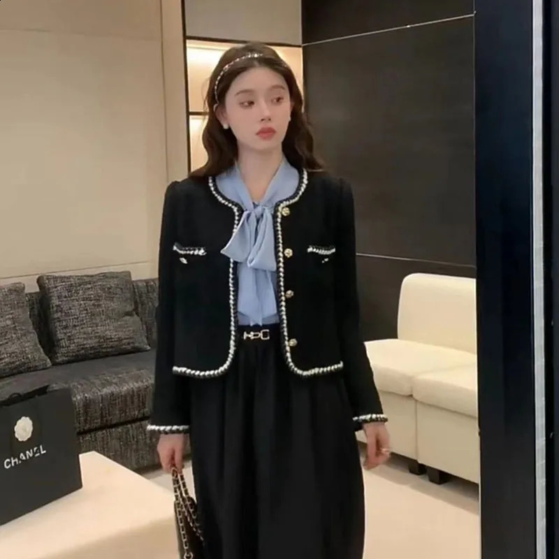 Vintage Jackets Women Korean Elegant Single Breasted Cropped Coat Tweed Long Sleeve Casual Short Harajuku Outwear 240812