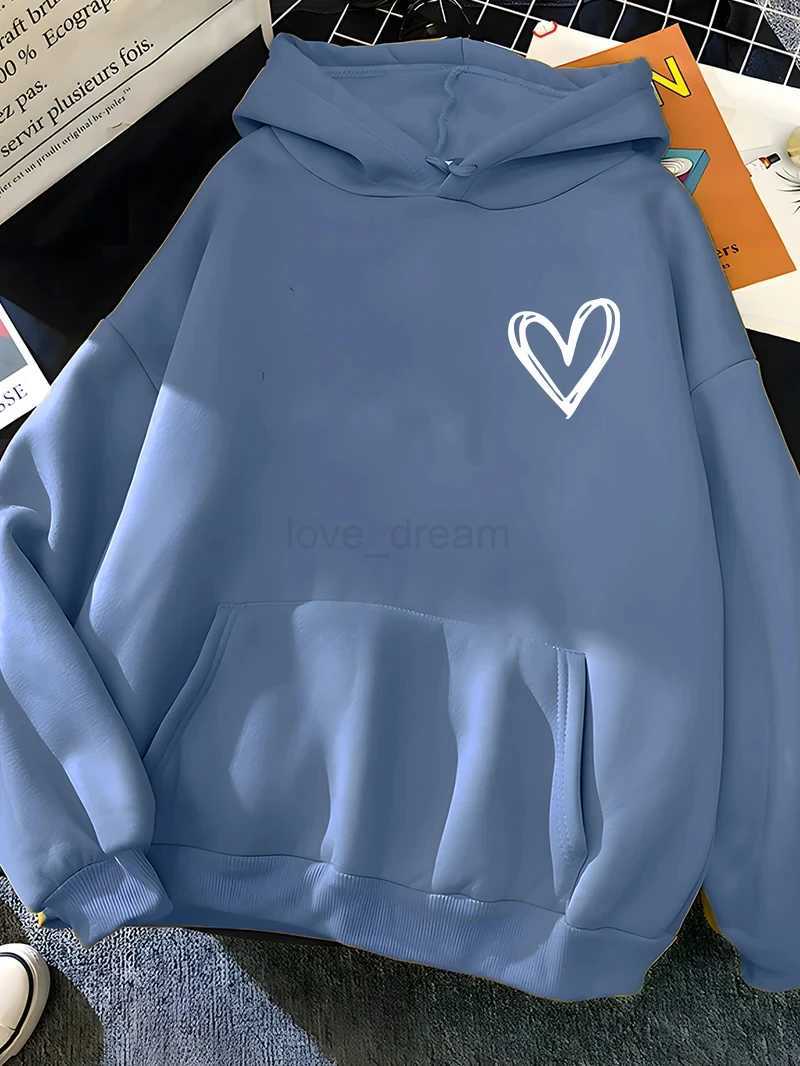 New fashionable and minimalist heart-shaped printed mens and womens sportswear soft casual loose vintage hoodie 2024XJ240812