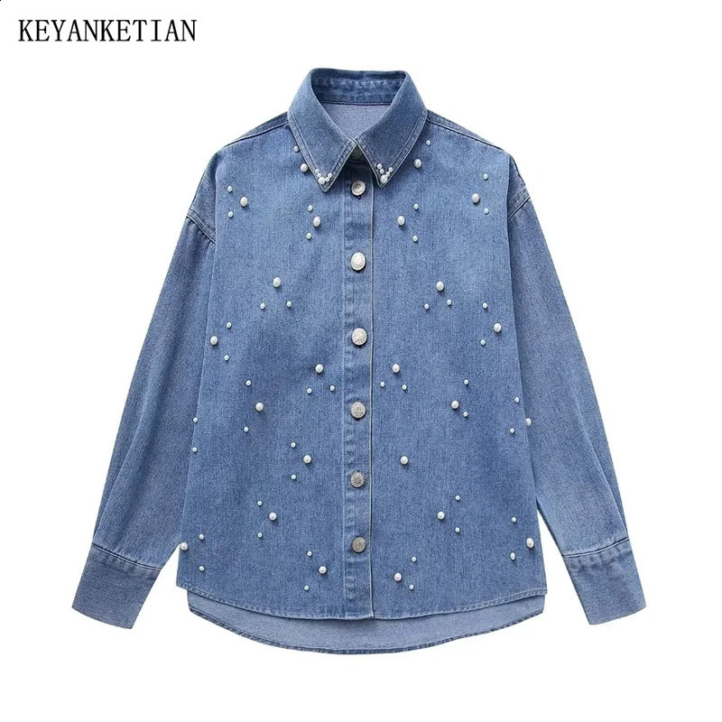 KEYANKETIAN Autumn Womens Pearl Embellished Denim Shirt French Style Fashion Buttons Long Sleeve Loose Crop Top Chemise 240812
