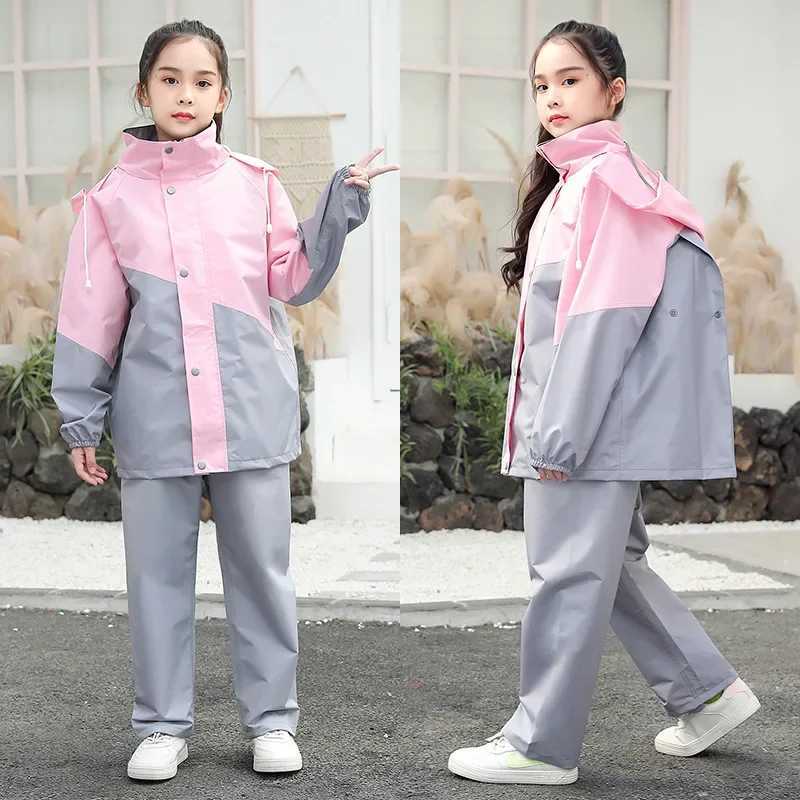Childrens Full Body Waterproof Raincoat Elementary School Childrens Raincoat and Rainpants Set Split Style Boys and Girls Y240810