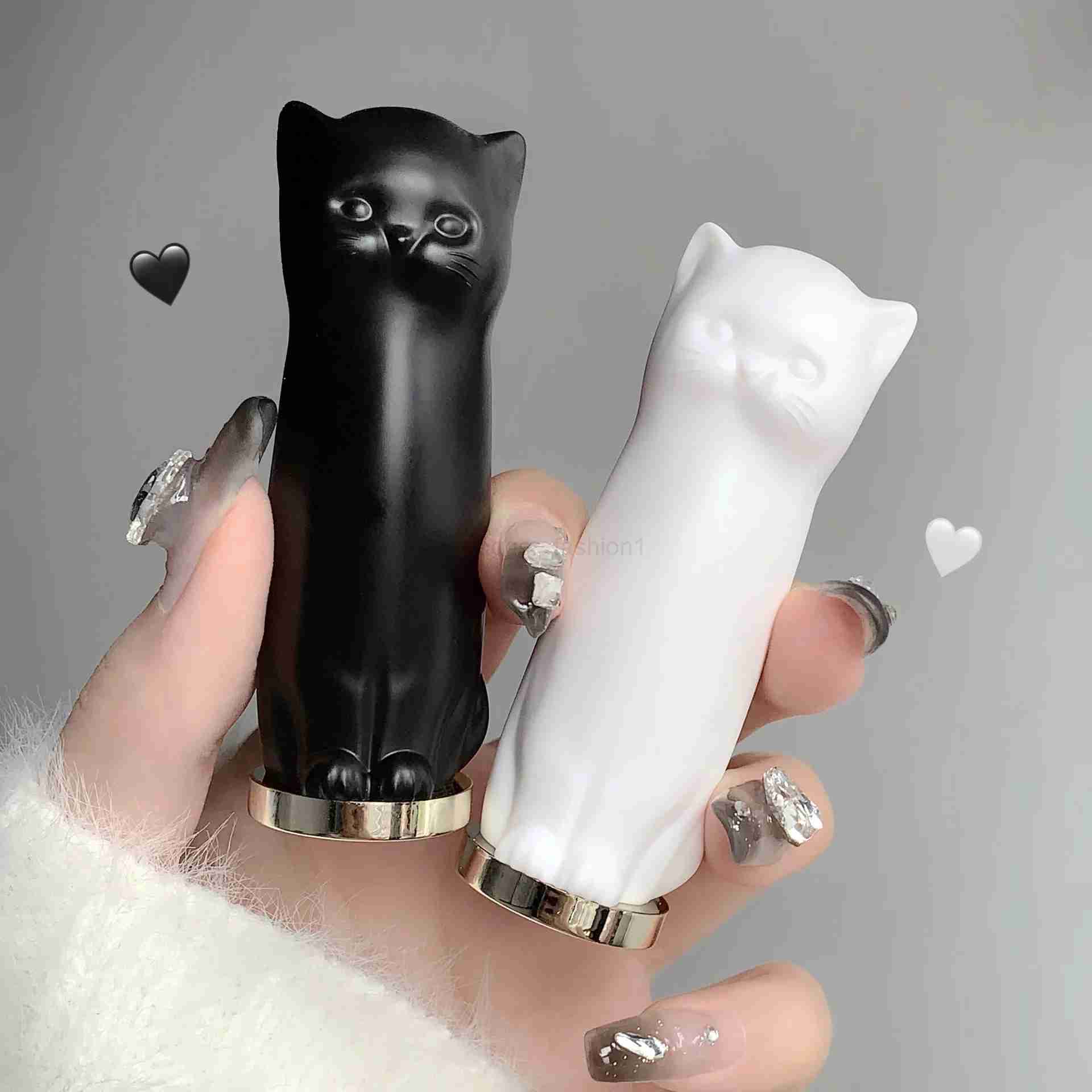 Lipstick to prevent dryness remove dry skin fade lip lines moisturize and moisturize students Skin careXJ240812