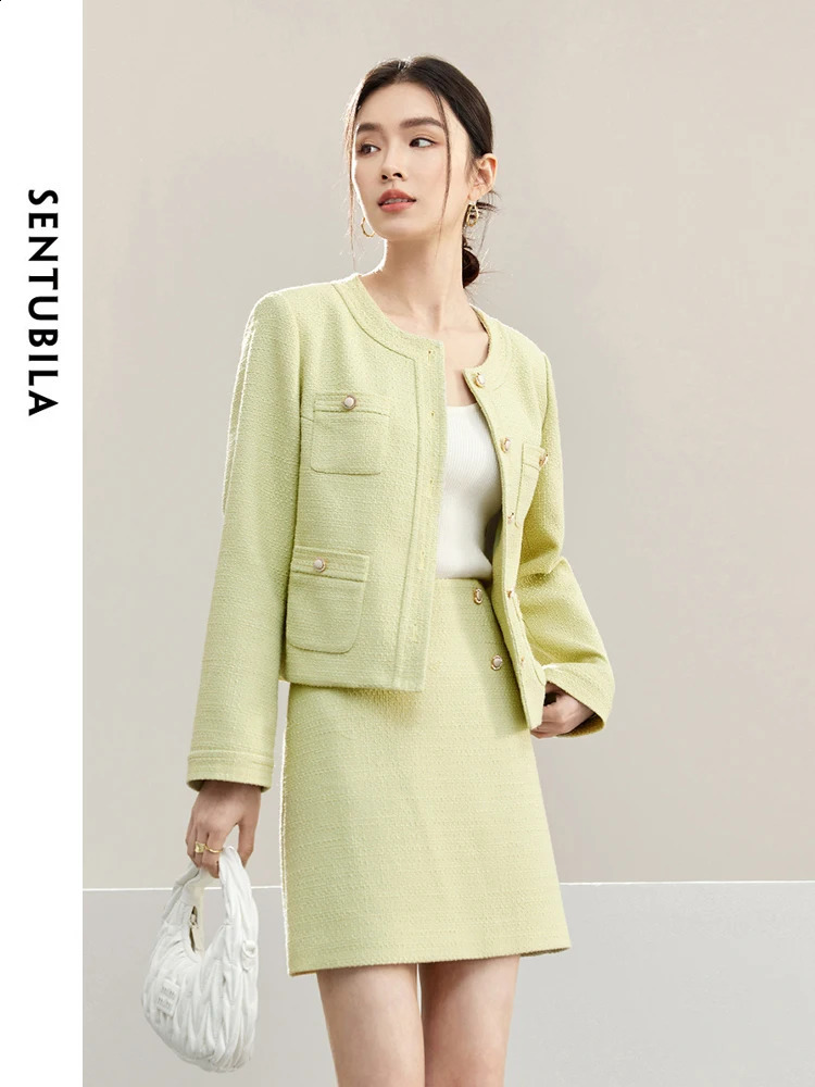 SENTUBILA Cropped Tweed Jackets for Women Spring Autumn Elegant Round Neck Female Long Sleeve Straight Outerwear 141W53349 240812