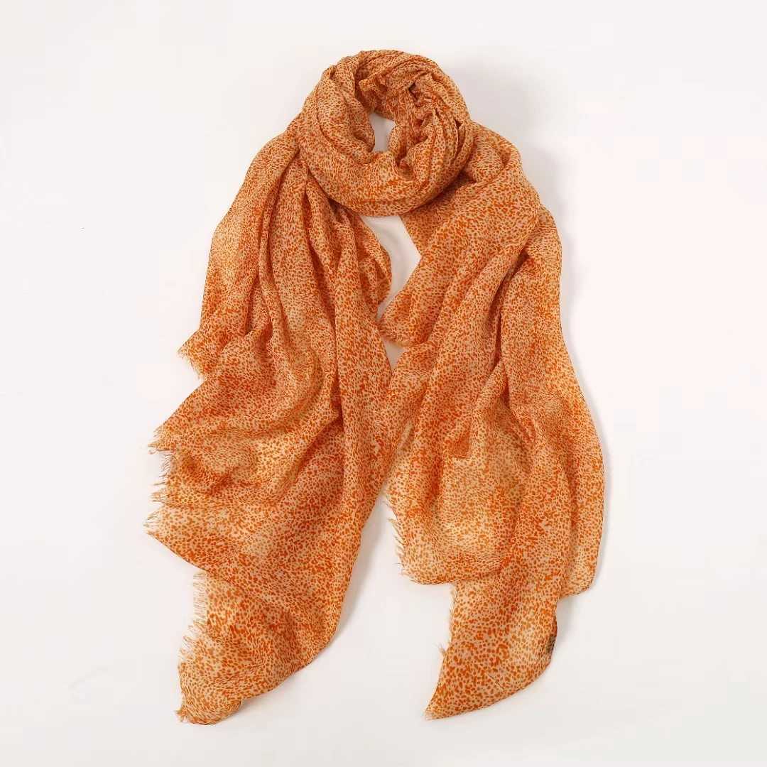 2021 Fashion Leopard Printed Edge Scarf ShAWl Long Soft Beach Headscarf 2 Colors Free 1 W240810