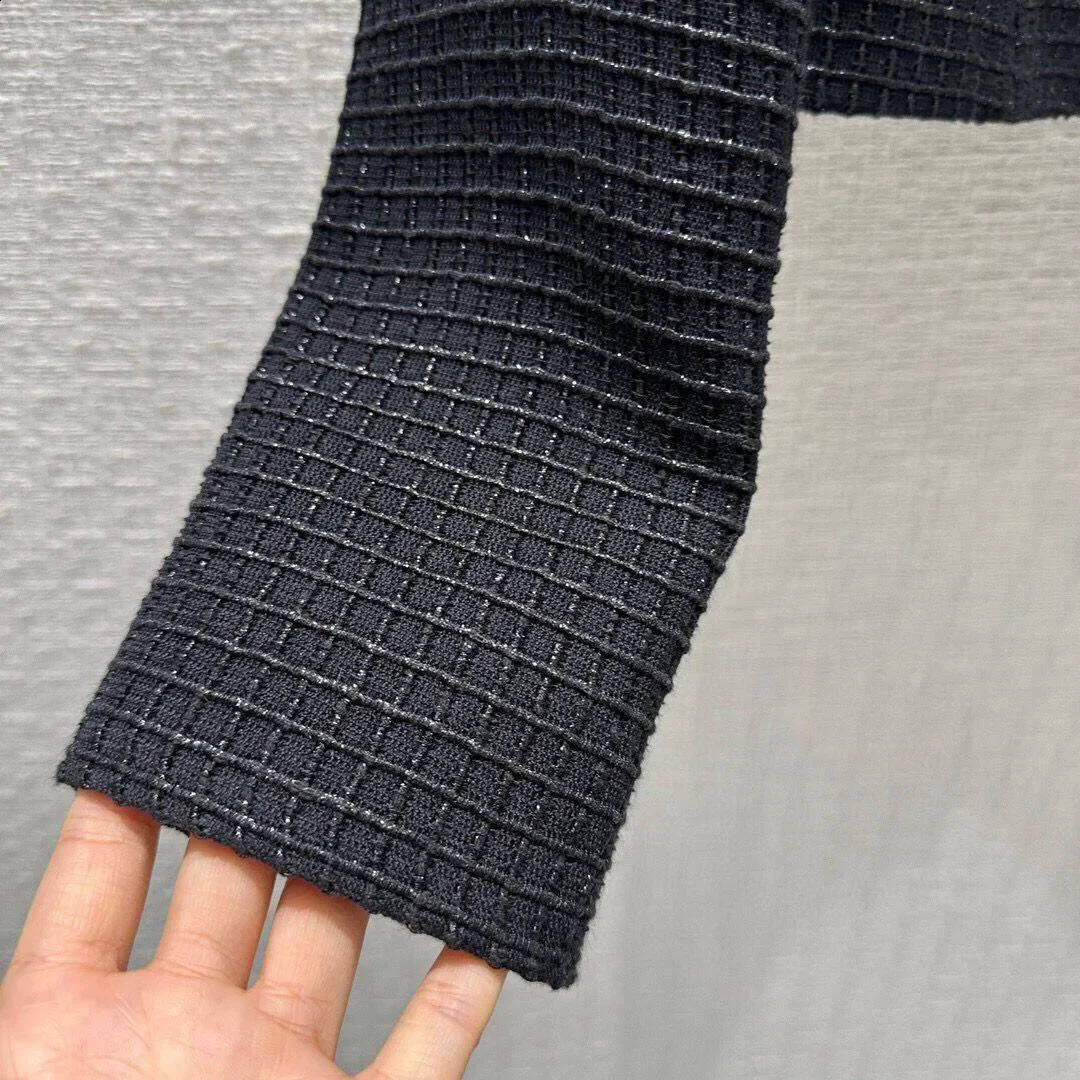 Runway fashion n black plain weave coarse woolen jacket womens retro Oneck lantern sleeve single chest pocket fashionable short 240808