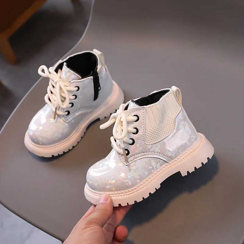 Childrens shoes girls shoes smooth leather childrens leather boots short boots fashionable childrens version platform foot boots soft sole W240810
